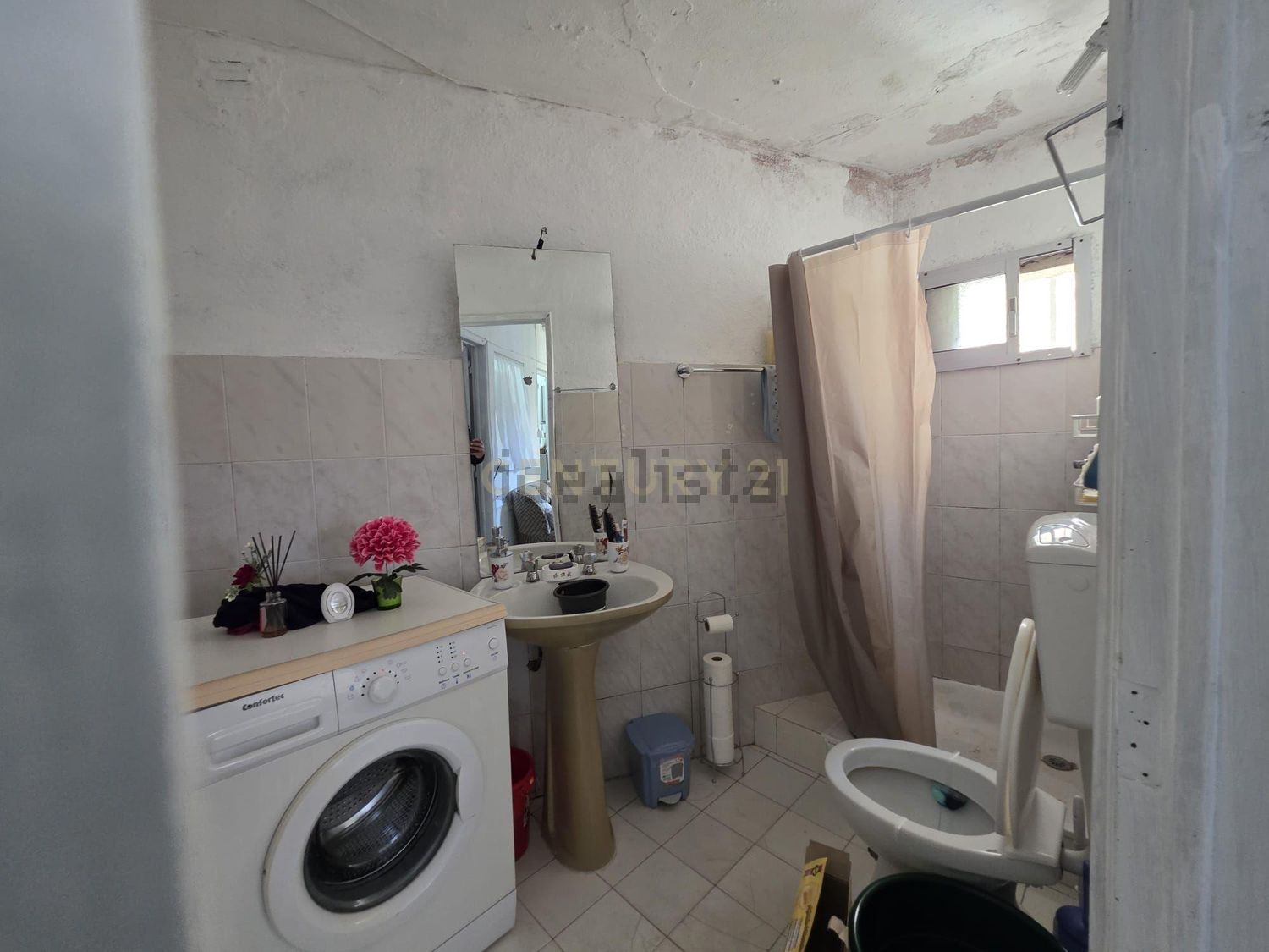 小楼房或独栋别墅出售在Avenida de Lisboa, 48 - 卫生间