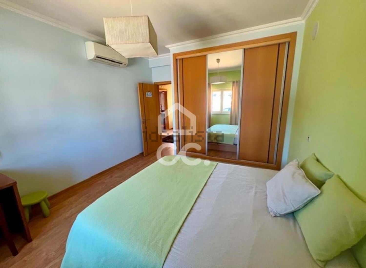 小楼房或独栋别墅出售在Milharado - 卧室