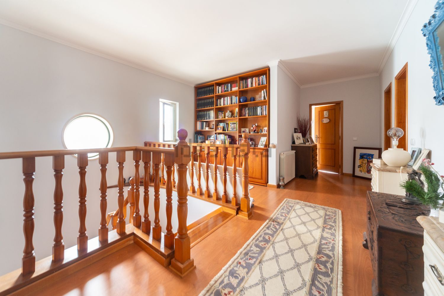 小楼房或独栋别墅出售在Rua Nossa Senhora do Rosário - 过道