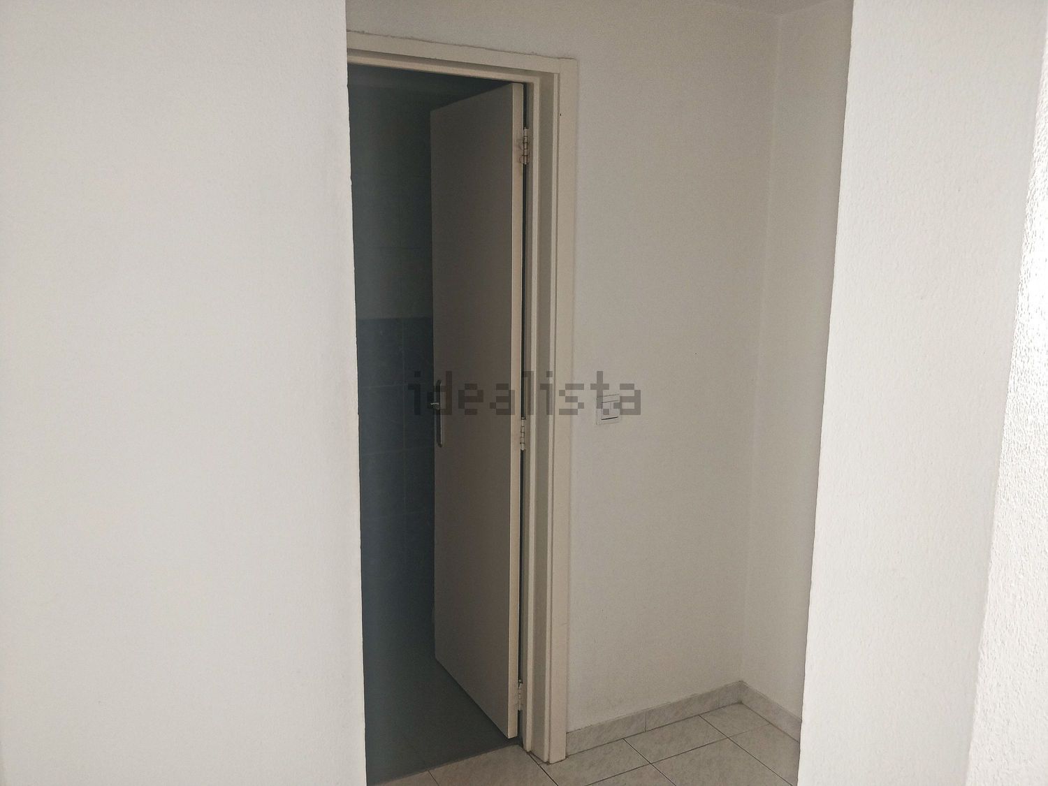 公寓 t3出售在Rua Adães Bermudes - 过道