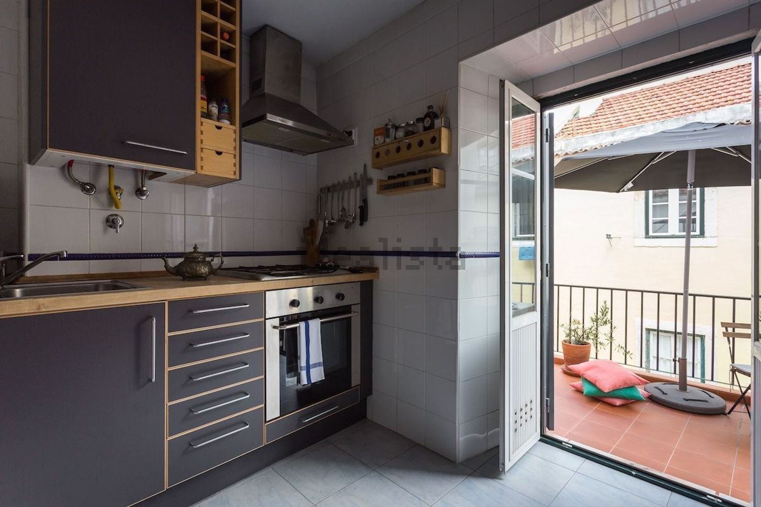 出租公寓 t1在Rua do Diário de Notícias, 58 - 厨房