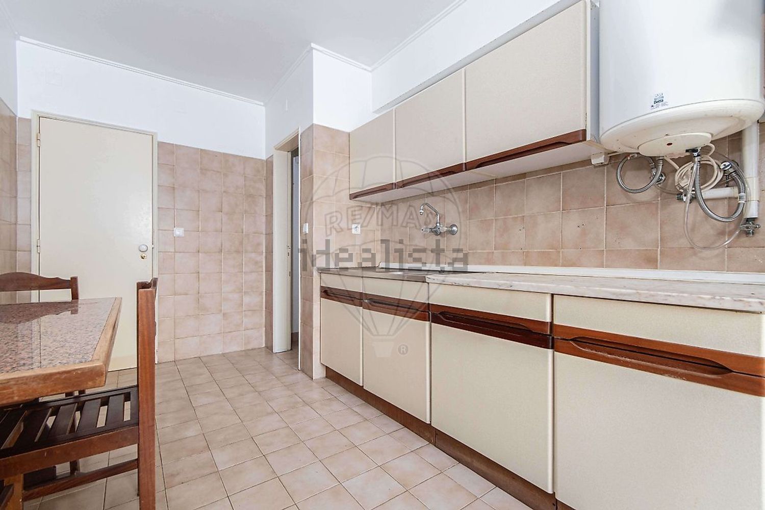 公寓 t2出售在Praceta Almirante Reis - 厨房