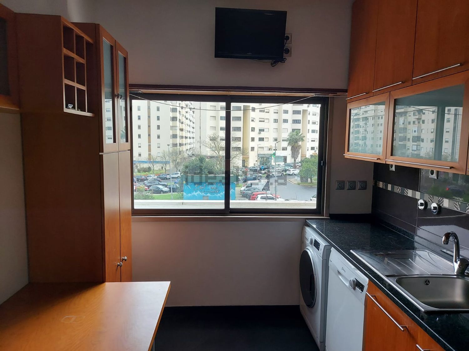 出租公寓 t2在Praça Infante Dom Duarte, 5 - 厨房