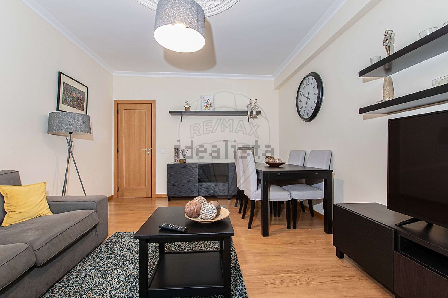 出租公寓 t3在Largo Mouzinho da Silveira - 客厅