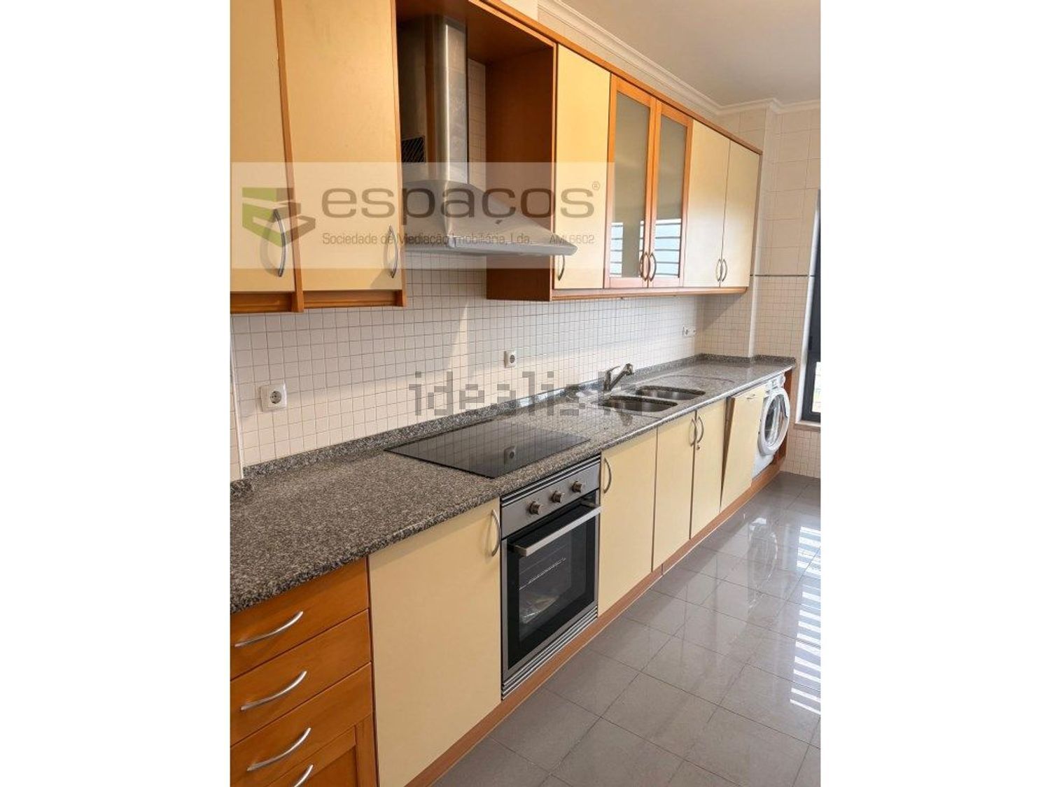 出租公寓 t2在Rua Dom Manuel I, 30 - 厨房