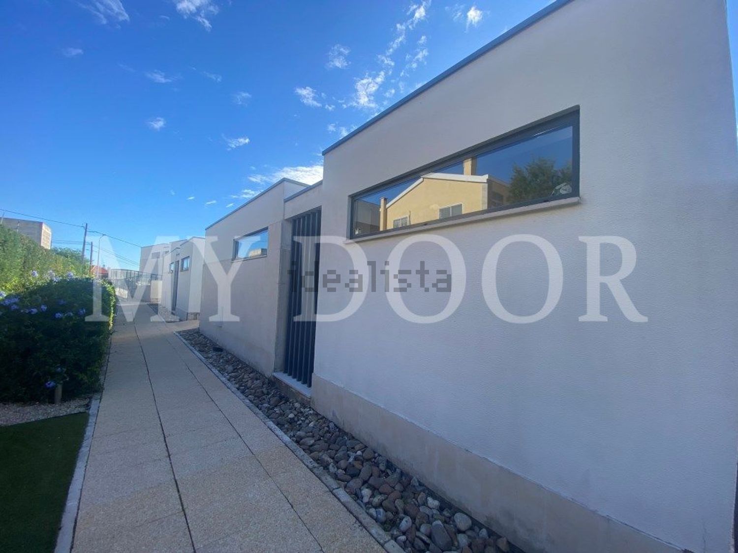 小楼房或独栋别墅出售在Santo Antão e São Julião do Tojal - 外立面