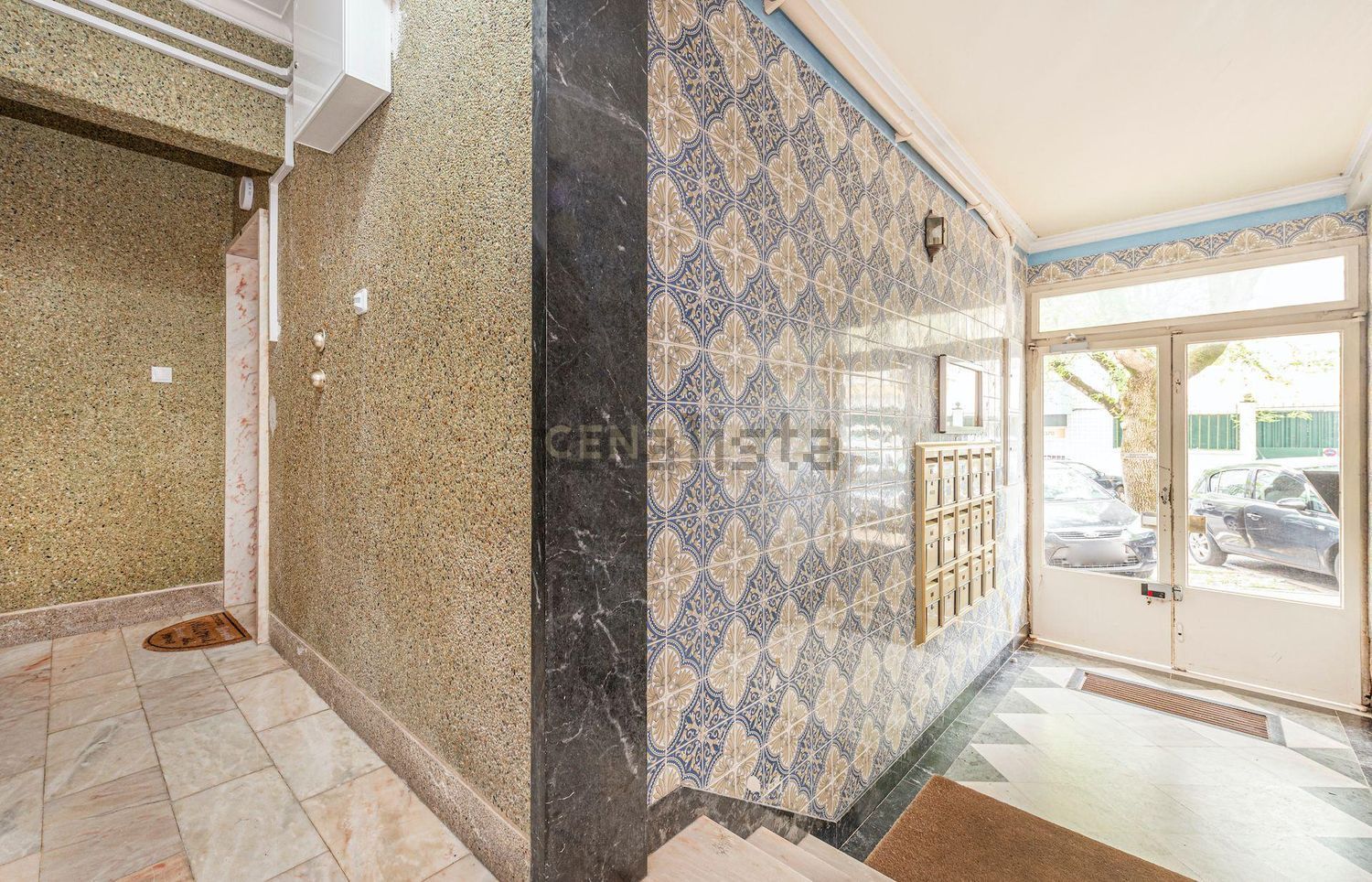 公寓 t1出售在Avenida dos Combatentes da Grande Guerra, 70 - 阳台