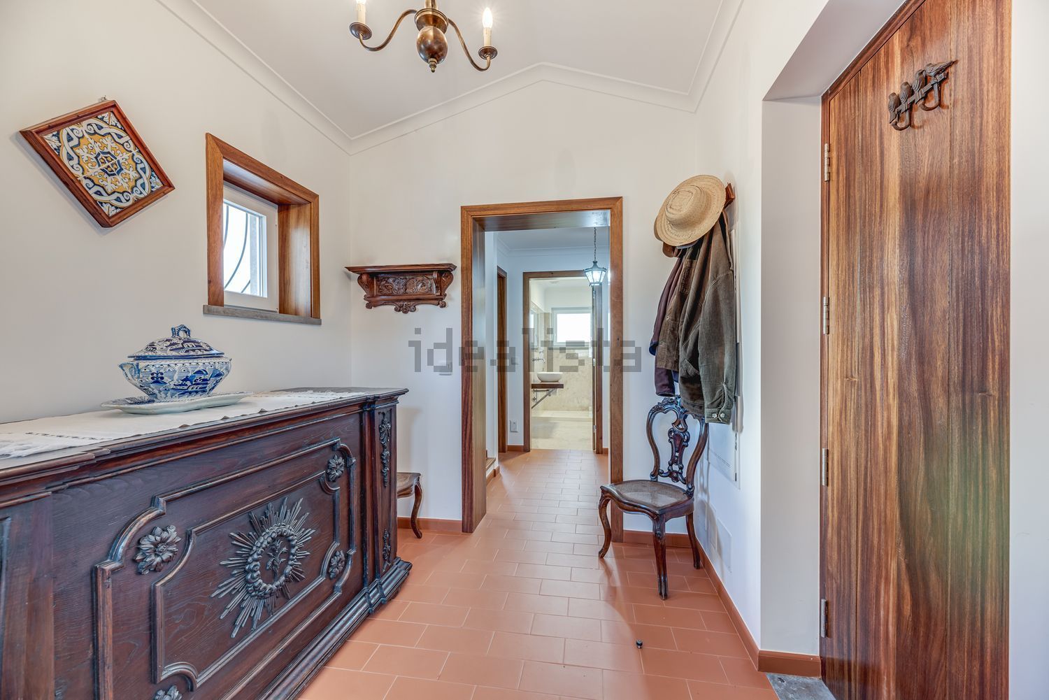 小楼房或独栋别墅出售在Caminho do Rio Touro - 前厅