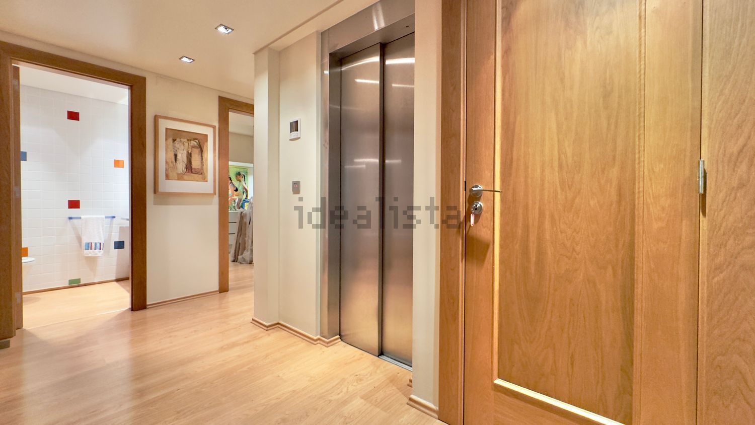 小楼房或独栋别墅出售在Rua B1 da Quinta dos Alcoutins, 10 - 过道