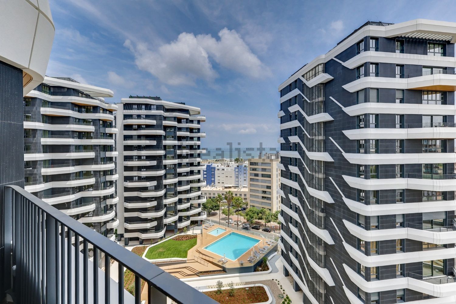 公寓 t1出售在Rua Mário Botas - 游泳池