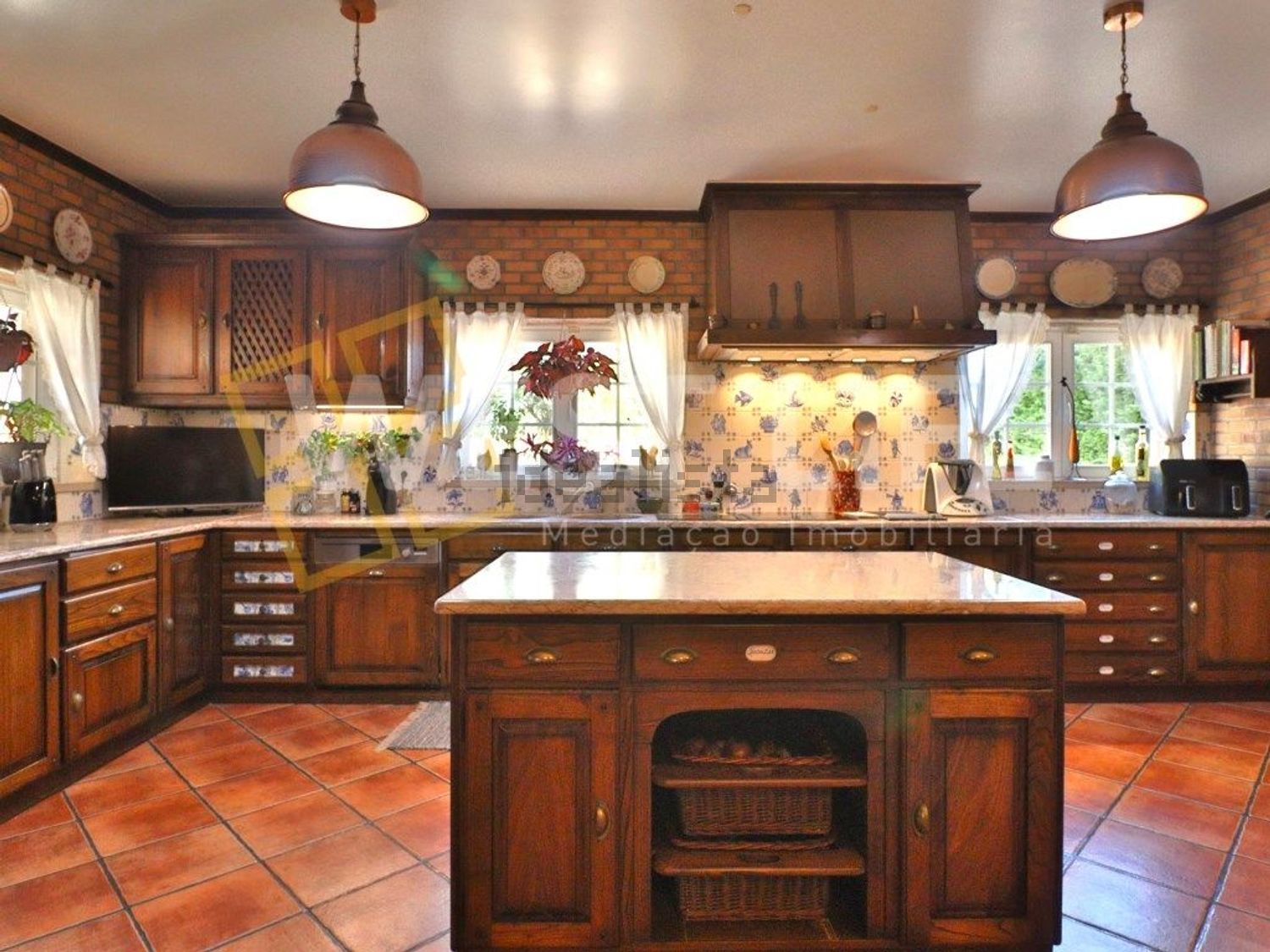 小楼房或独栋别墅出售在Turcifal - 厨房