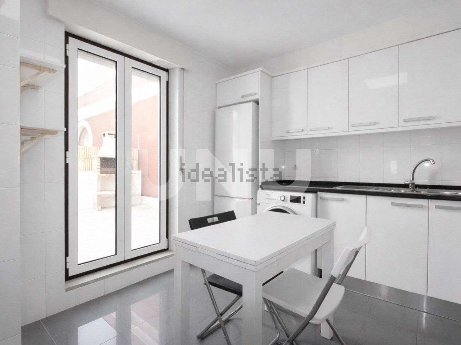 出租公寓 t2在Avenida Pedro Víctor, 31 - 厨房