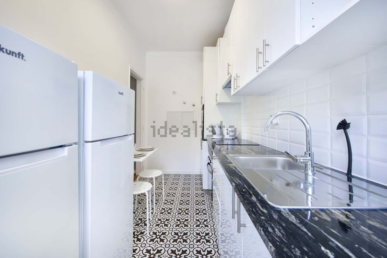 出租房间在Rua Elias Garcia, 60 - 厨房