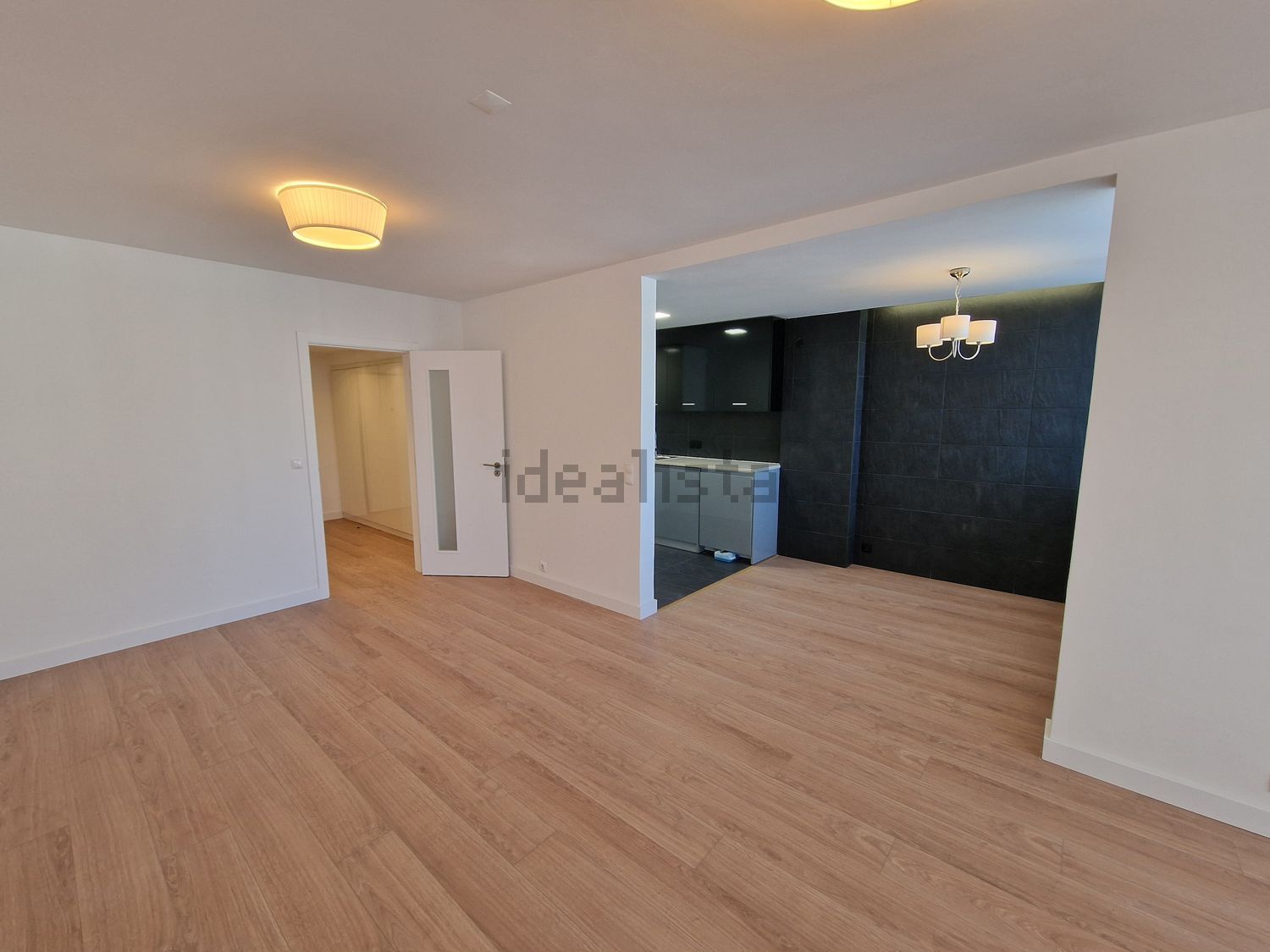 出租公寓 t4Azinhaga da Cidade, 9 - 客厅