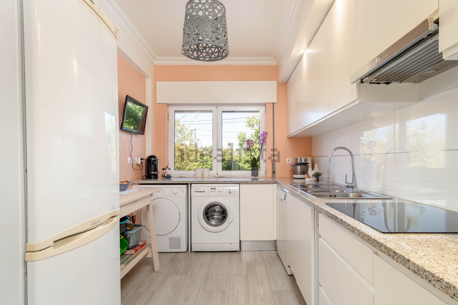 联排别墅出售在Rua Hortense Luz - 厨房