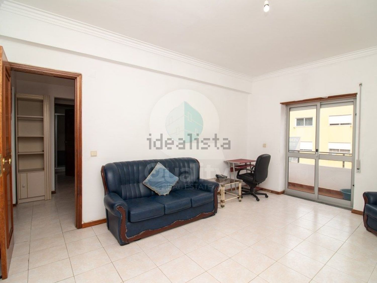 公寓 t1出售在Rua Francisco Miguel - 客厅