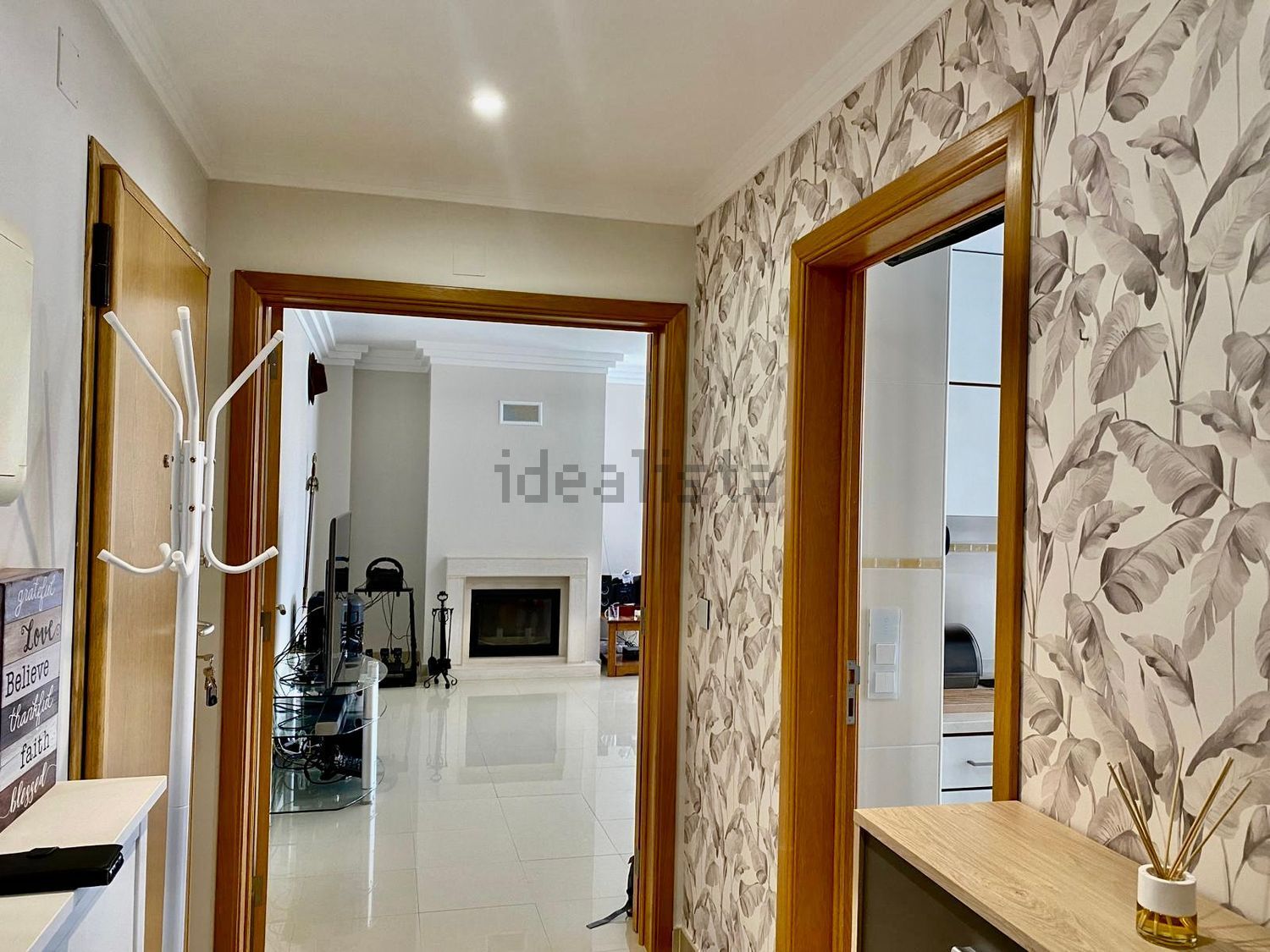 出租公寓 t3在Rua Rui Luis Gomes, 90 - 前厅