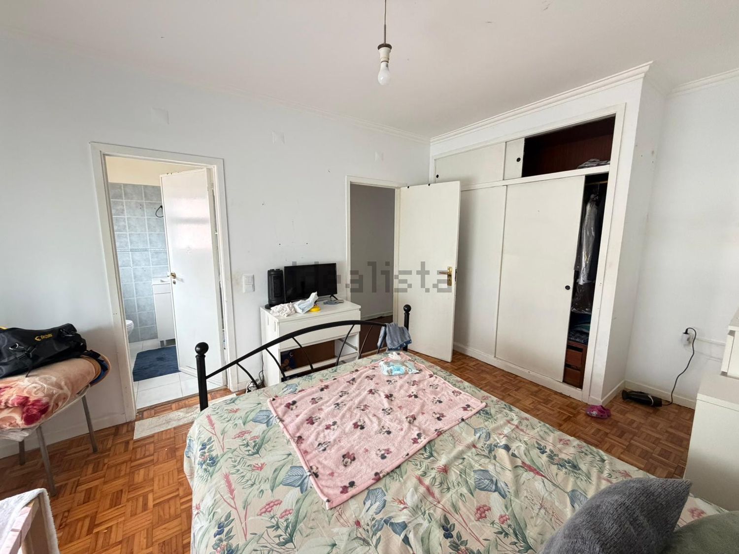 公寓 t3出售在Rua Mouzinho de Albuquerque - 卧室