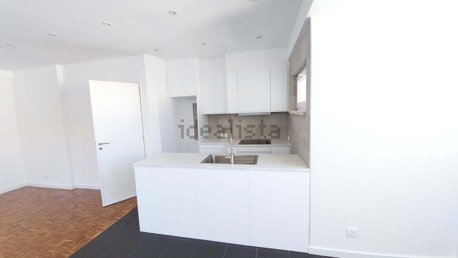 出租公寓 t2在Rua Gil Vicente, 33 - 厨房