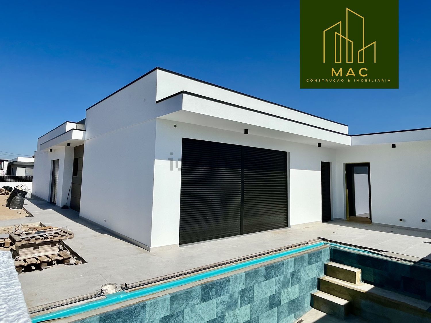 小楼房或独栋别墅出售在Brejos de Azeitão - 外立面