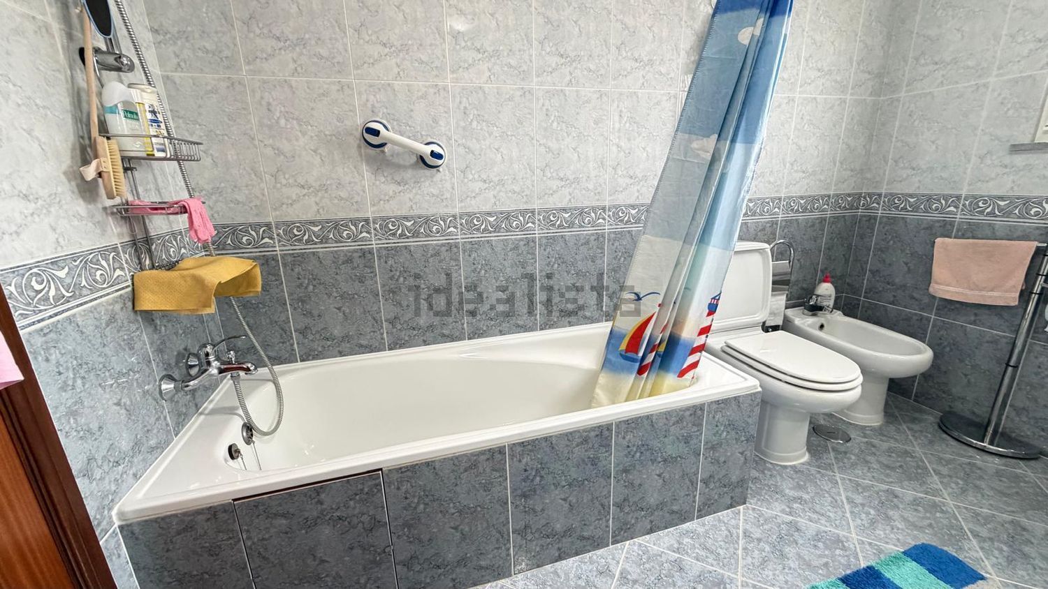 小楼房或独栋别墅出售在Quinta de Asseca - Padre Nabeto - 卫生间