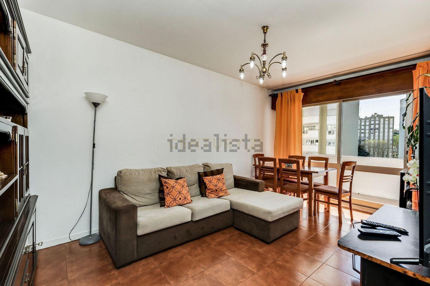 公寓 t2出售在Rua Josefa de Óbidos, 1 - 客厅