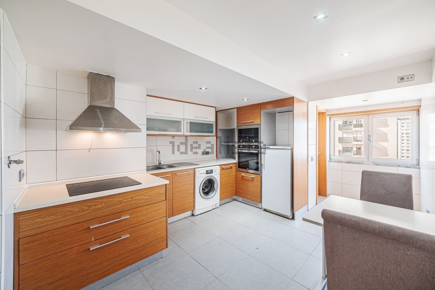 公寓 t3出售在Praceta Gaspar Corte Real - 厨房