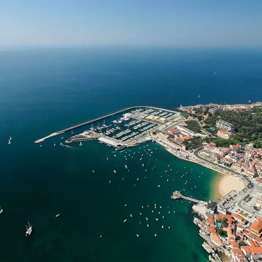 小楼房或独栋别墅出售在Bairro do Rosário s/n