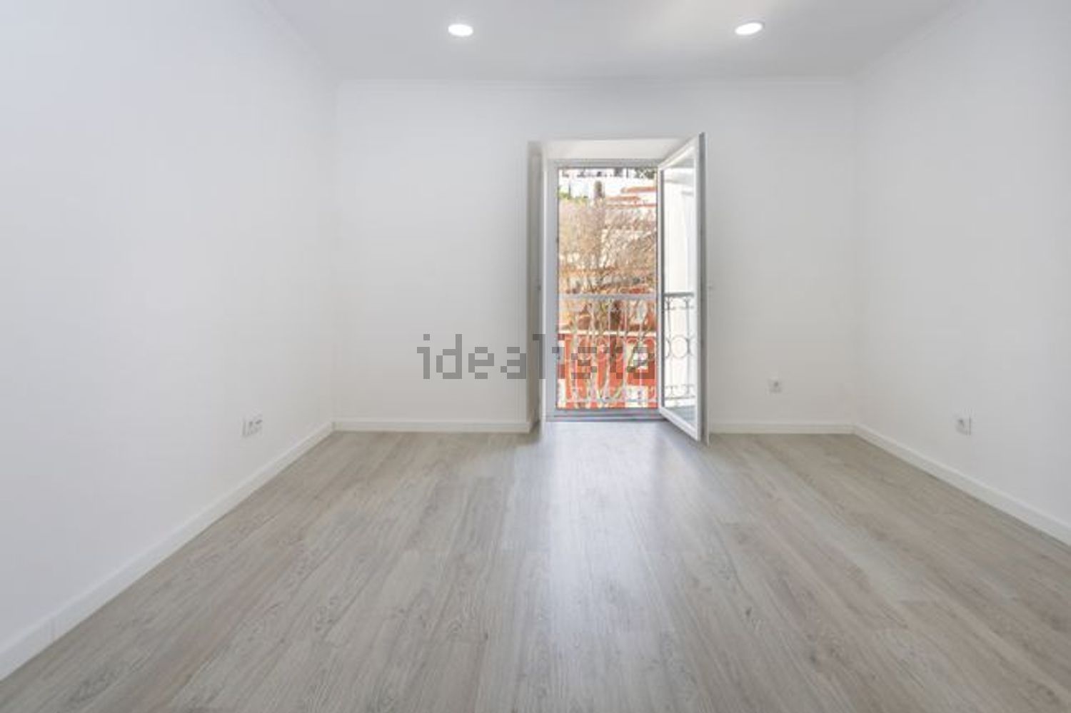 公寓 t2出售在Largo das Olarias s/n - 卧室