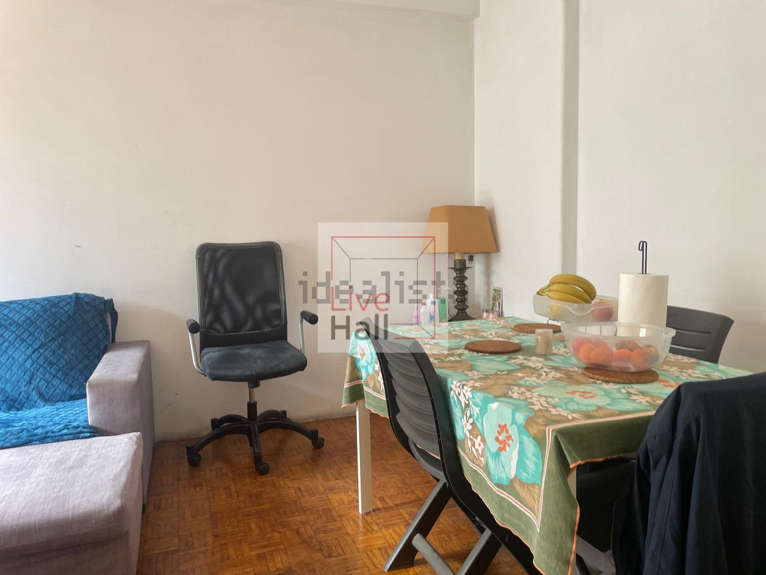 公寓 t2出售在Rua Padre Américo - 客厅