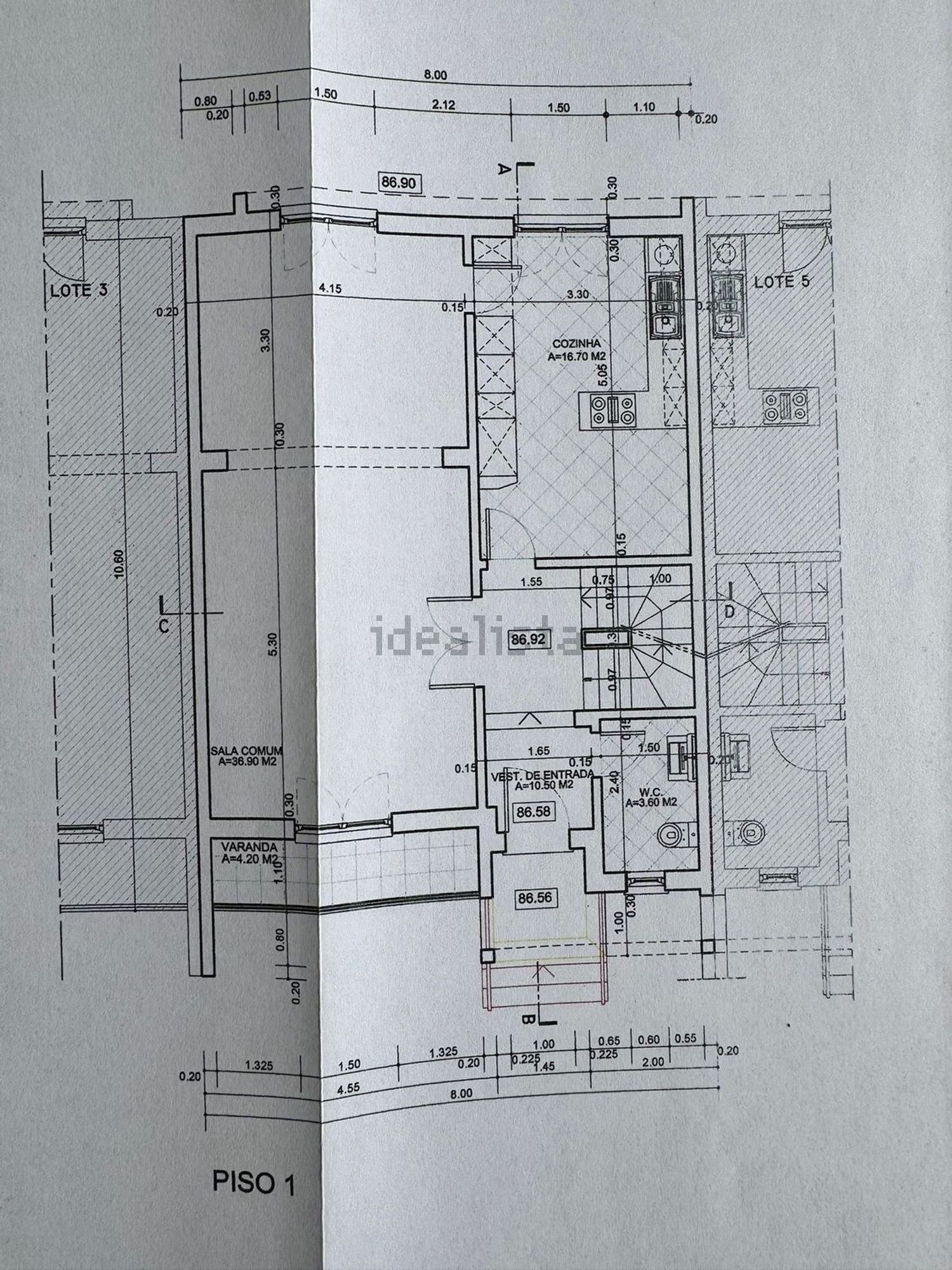 联排别墅出售在Rua José Augusto Gouveia - 平面图