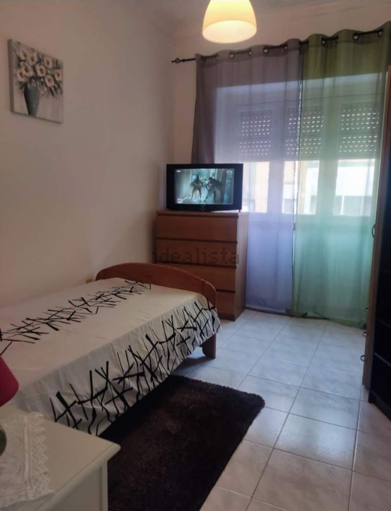 出租房间在Rua 1º de Dezembro, 34 - 卧室