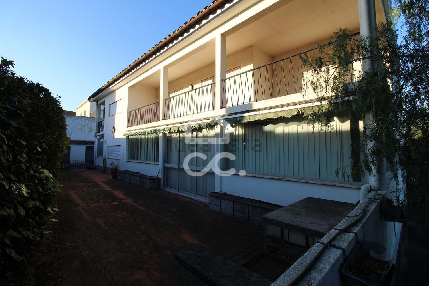 小楼房或独栋别墅出售在Santo Antão e São Julião do Tojal - 外立面