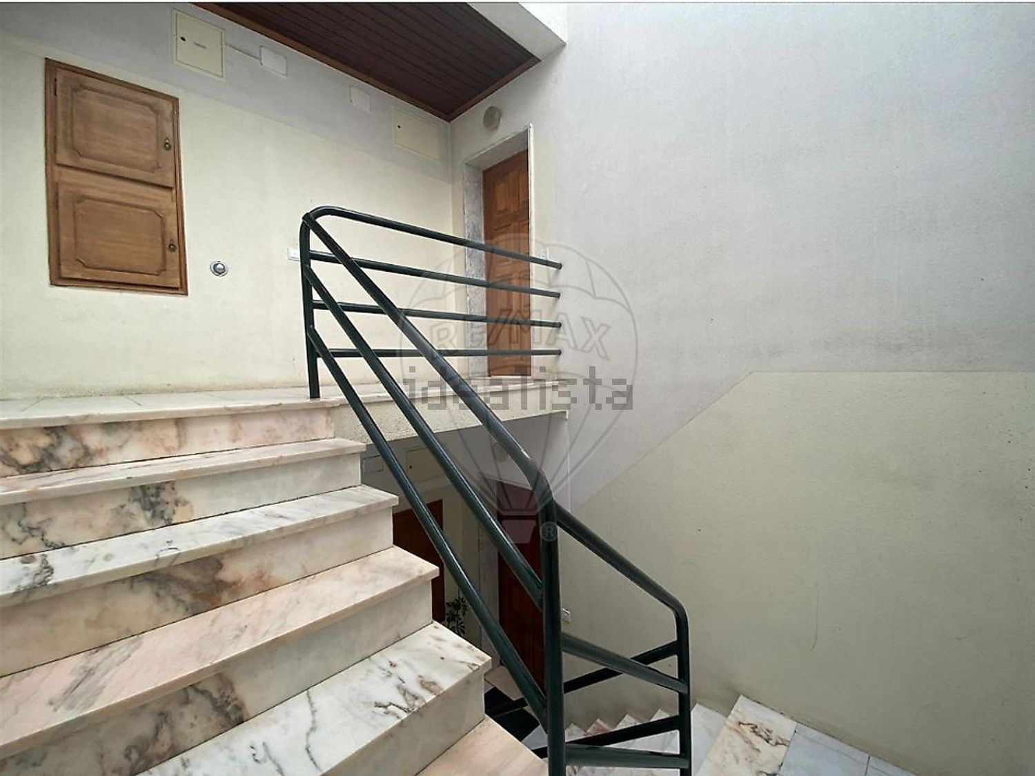 公寓 t3出售在Rua Dom Francisco de Almeida - 详情