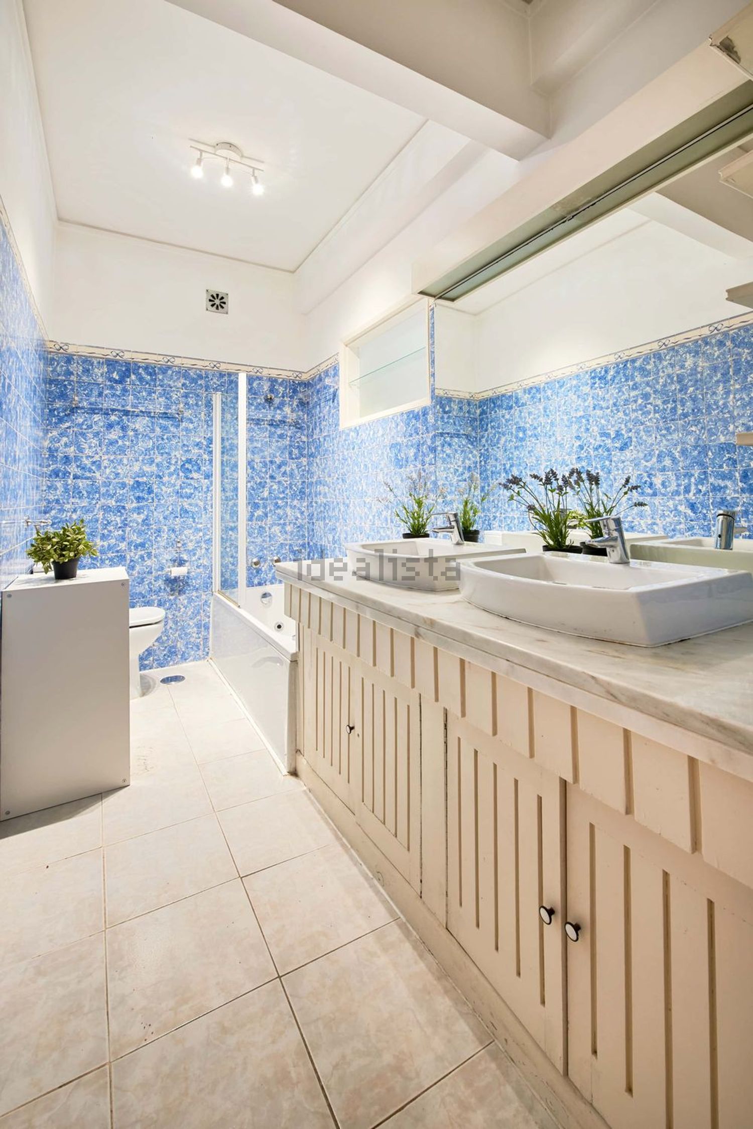 出租房间在Praça Rainha Dona Filipa, 5 - 厨房