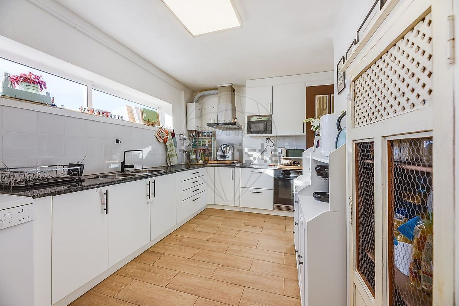 公寓 t4出售在Praça Cidade de Díli - 厨房