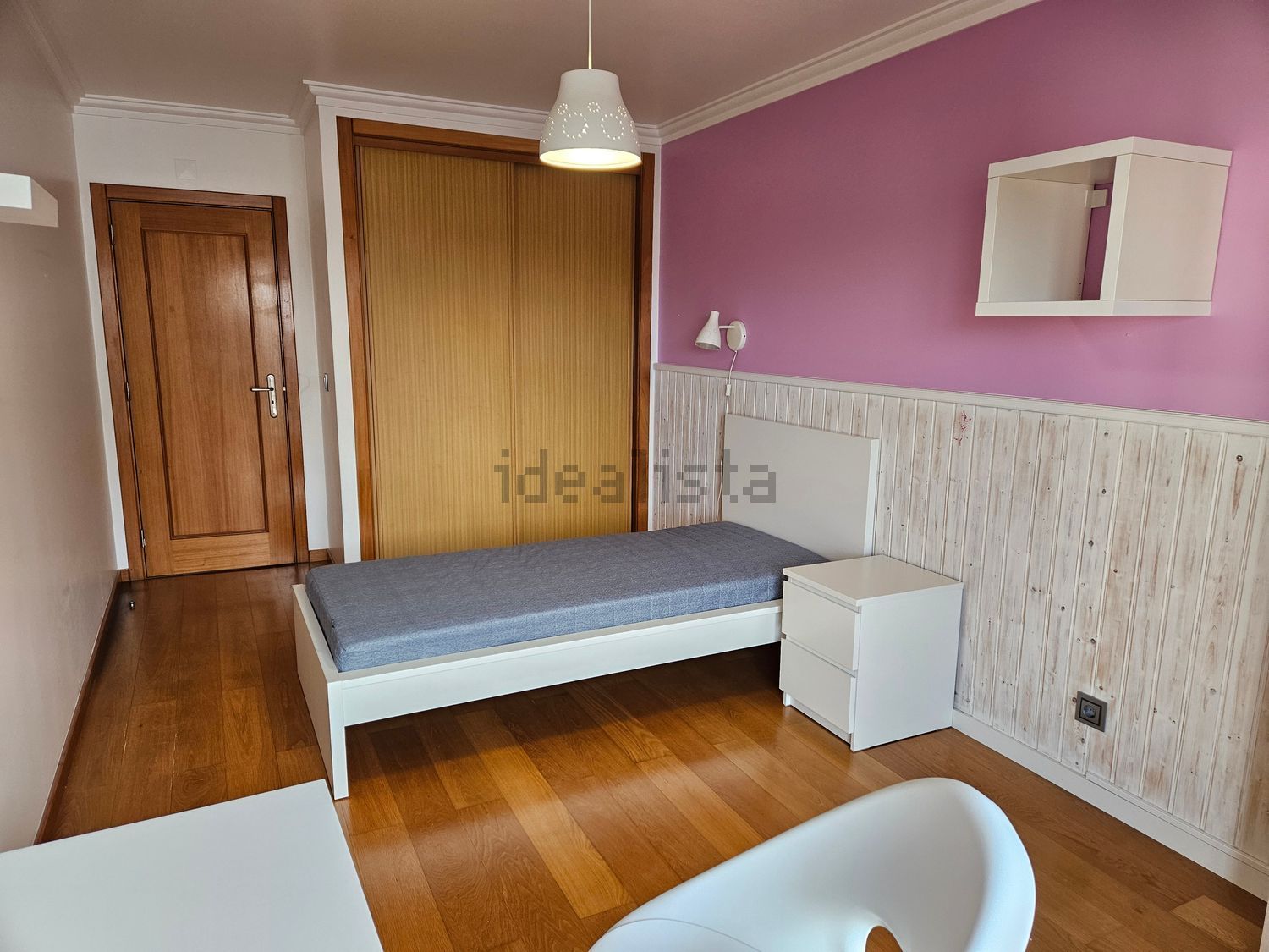 出租房间在Rua Durão de Matos, 2 - 卧室