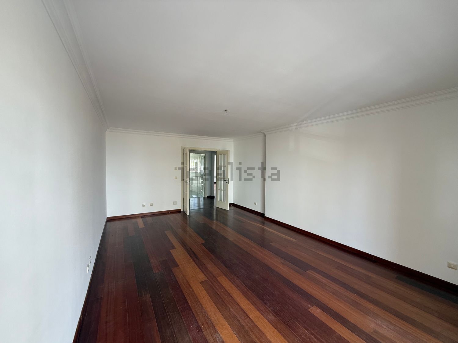 出租公寓 t2在Rua José Farinha, 24 - 居住