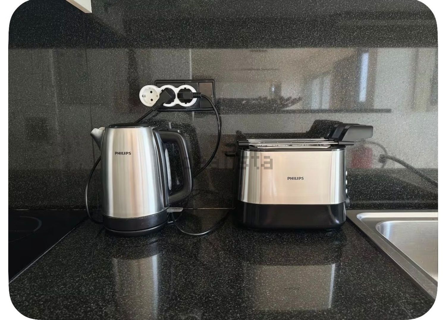 出租小楼房或独栋别墅在Rua do Volga, 1 - 厨房