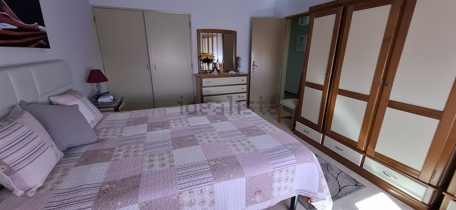 小楼房或独栋别墅出售在Santa Bárbara - 卧室