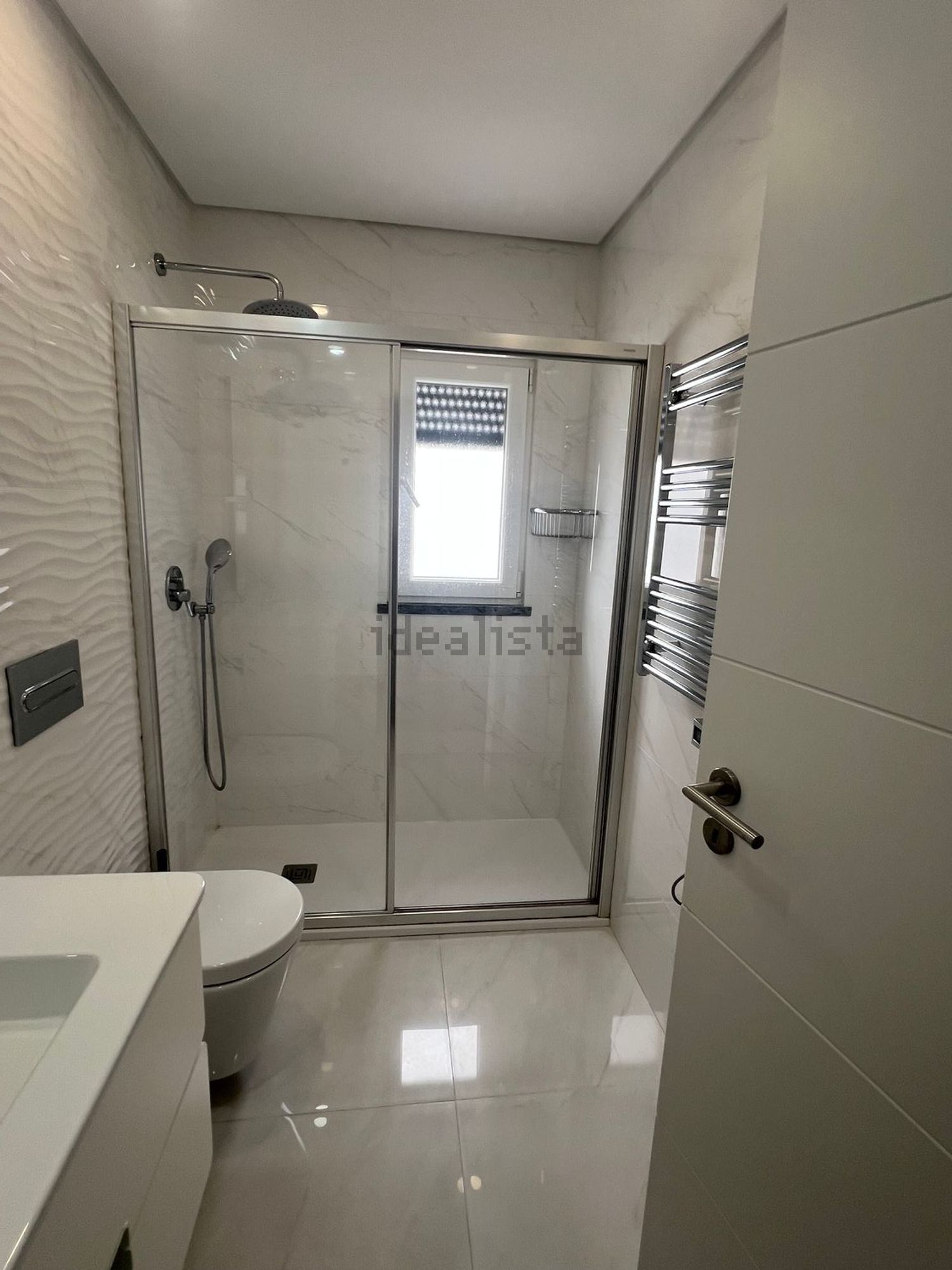 出租双拼别墅在Avenida do Seixal, 109 - 卫生间