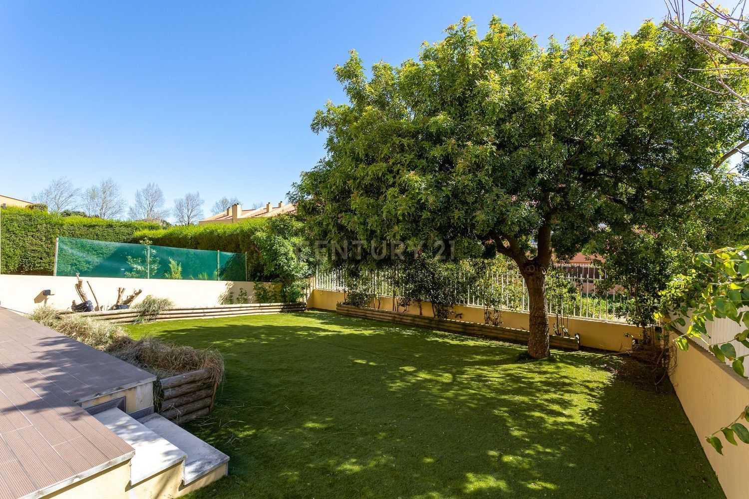 双拼别墅出售在Rua António Xavier Pereira Coutinho, 43 - 花园