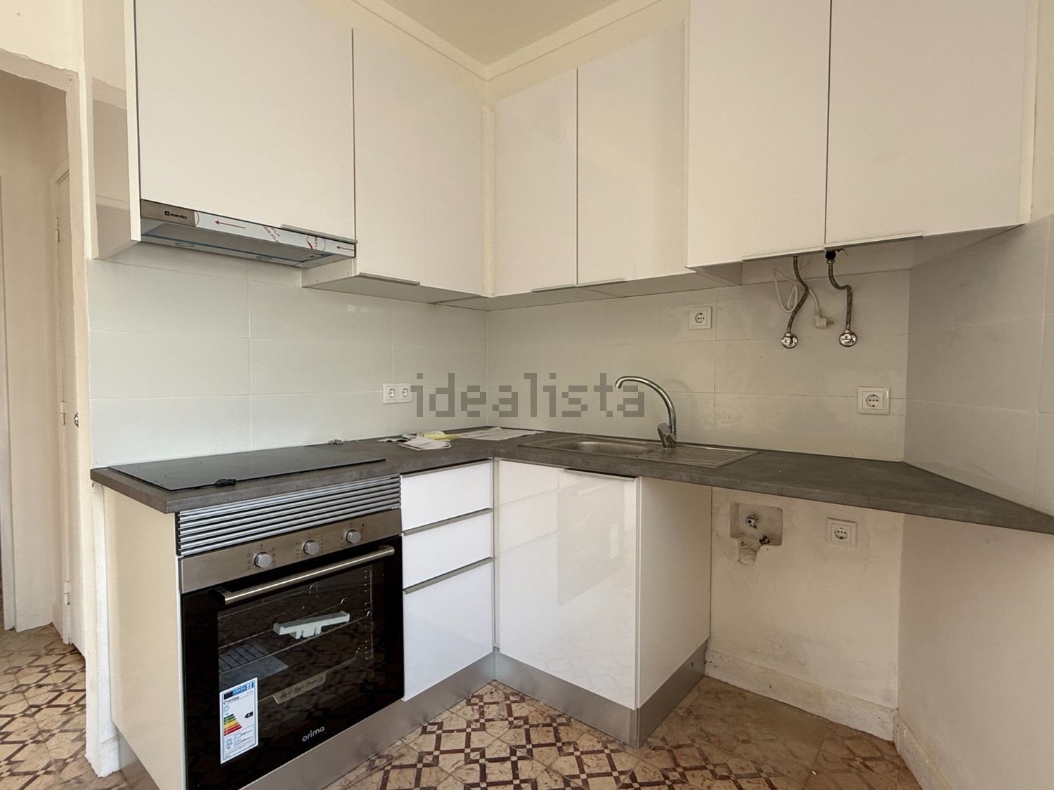 出租小楼房在Rua 1 de Maio, 22 a - 厨房