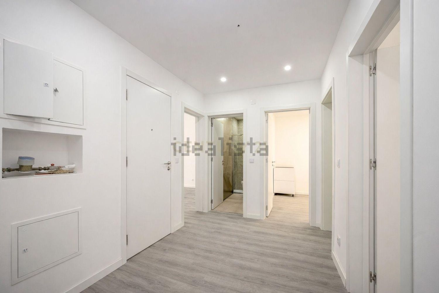 出租公寓 t4在Rua Óscar Monteiro Torres, 10 - 过道