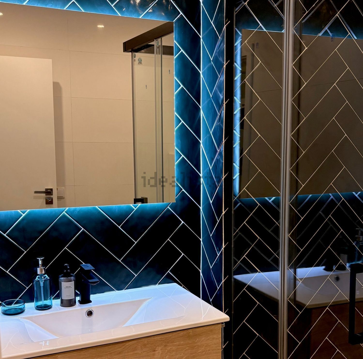 出租房间在Rua das Furnas, 17 - 卫生间