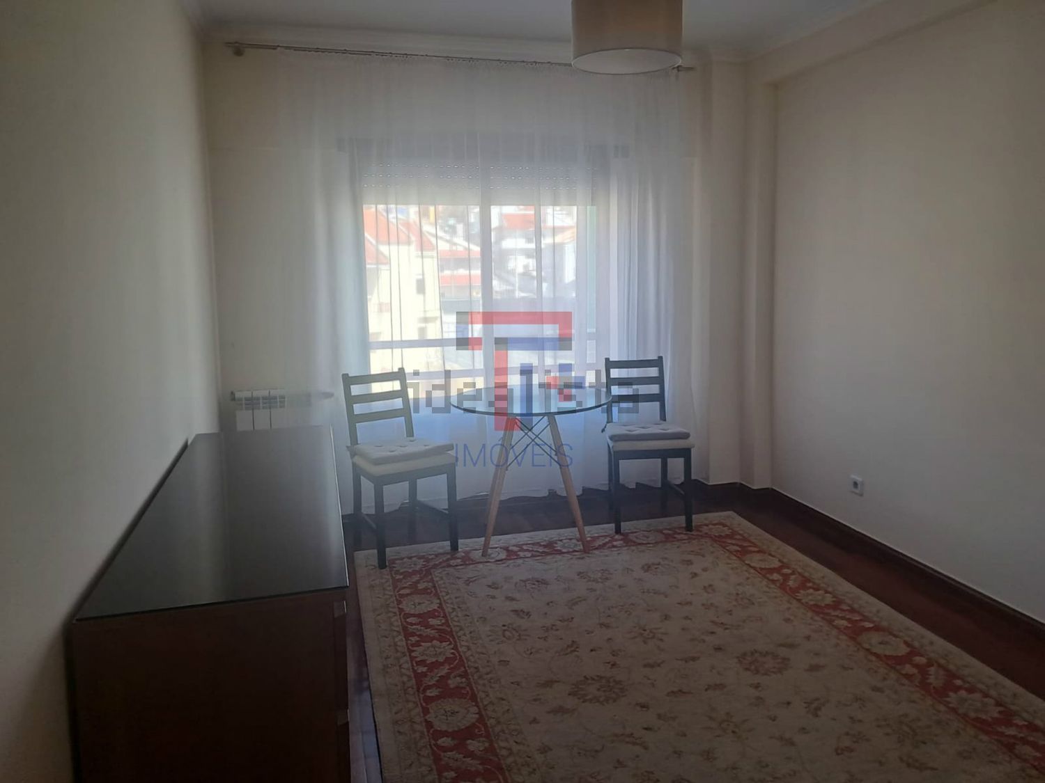 出租公寓 t2在Ramada e Caneças - 卧室