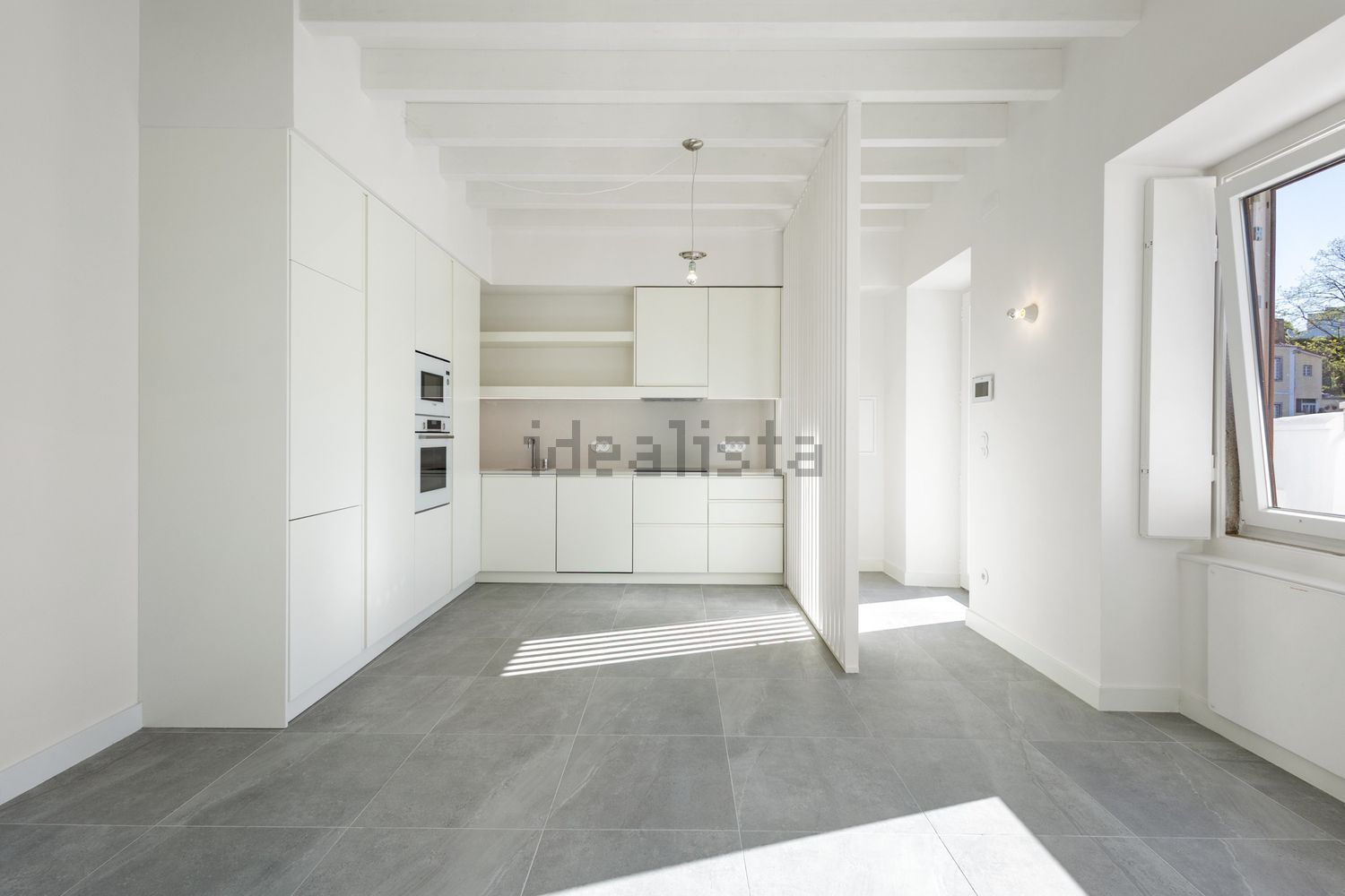 公寓 t1出售在Avenida 25 de Abril - 试衣间