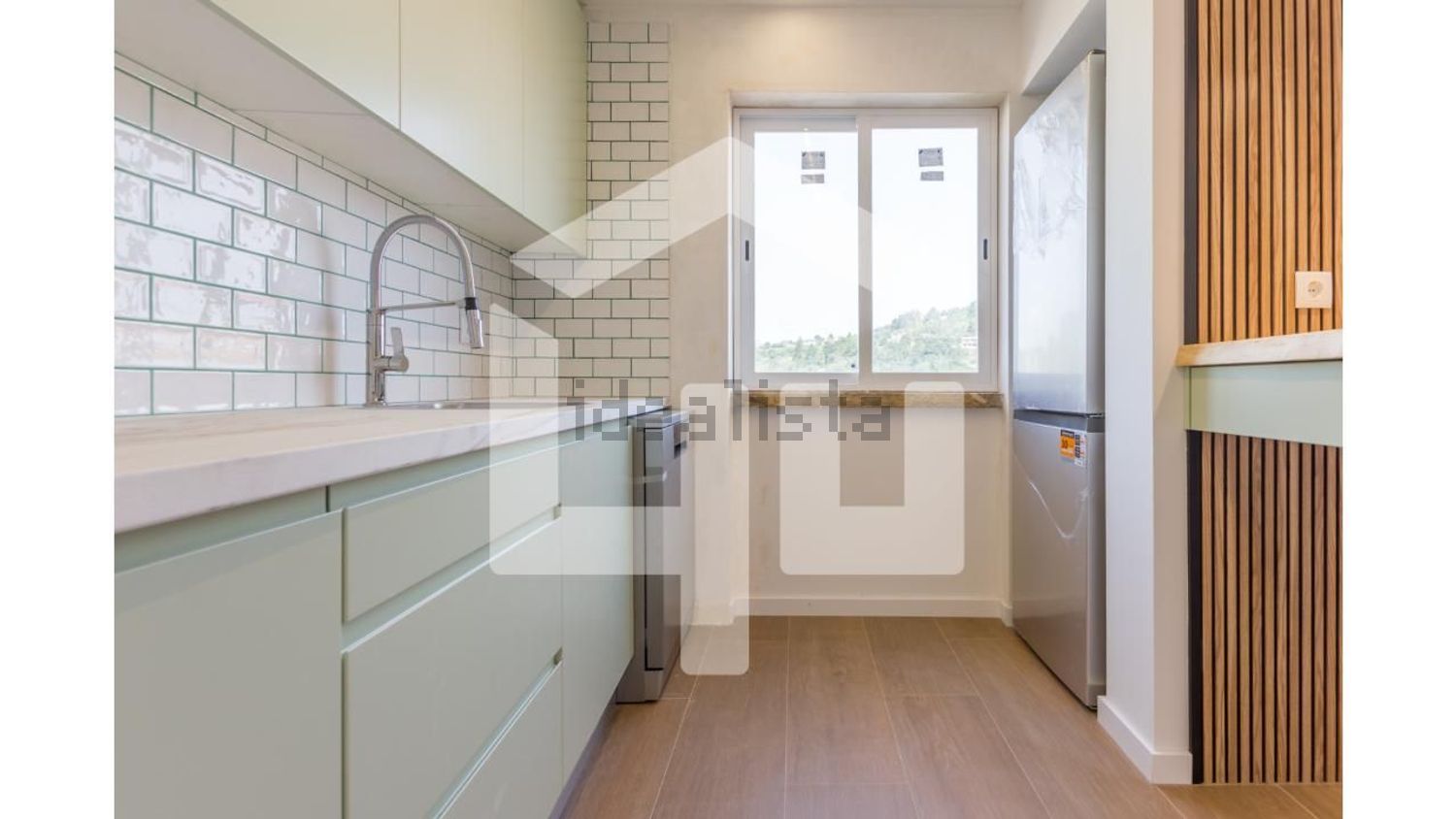 公寓 t2出售在Rua General Humberto Delgado s/n - 厨房