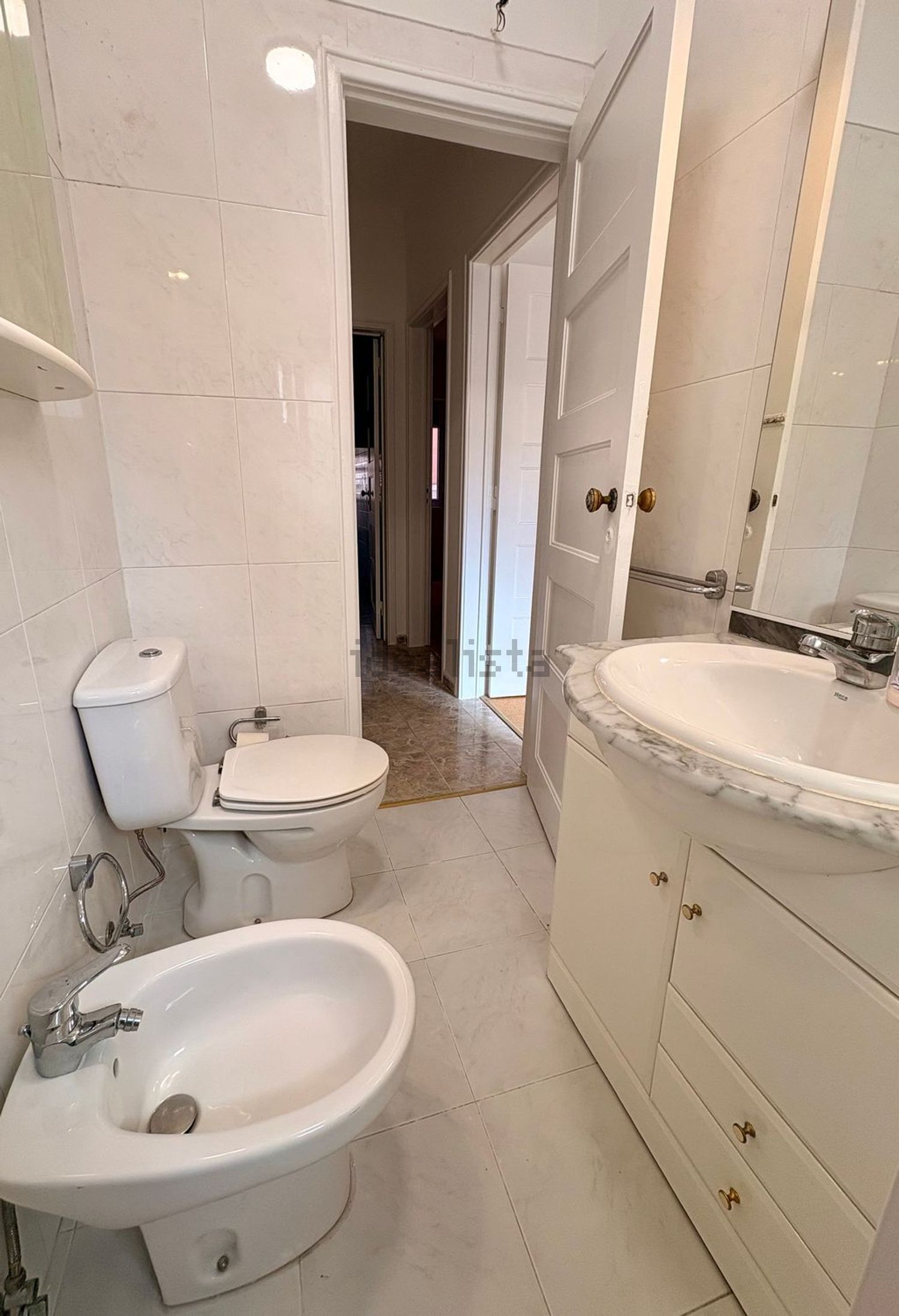 出租公寓 t1在Rua Doutor João Gomes Patacão, 20 - 卫生间