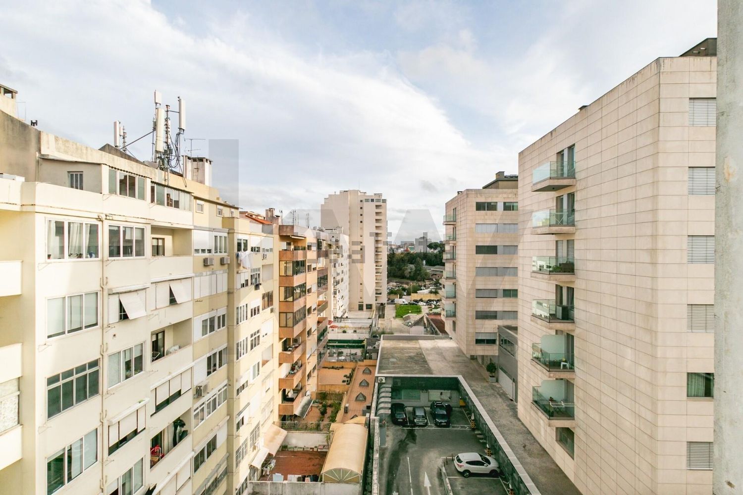 公寓 t3出售在Estrada da Luz, 81 - 视线